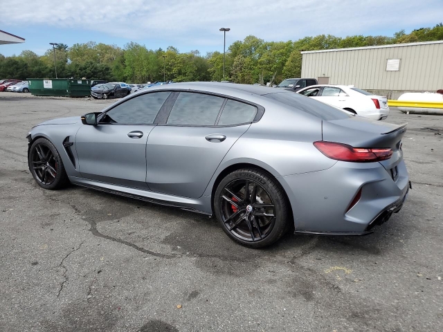 2023 BMW M8