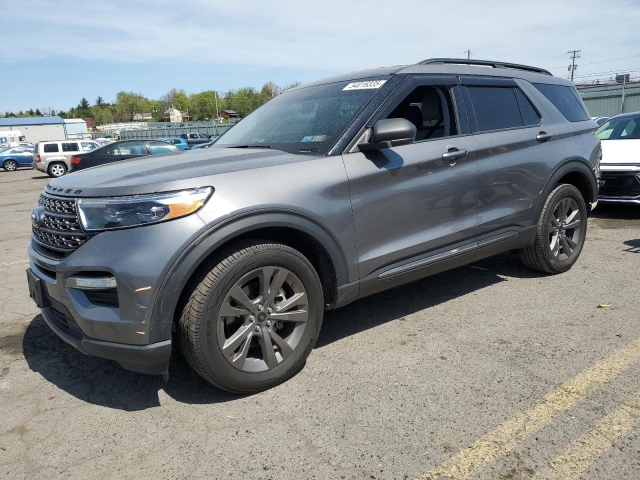 2021 FORD EXPLORER XLT слева спереди