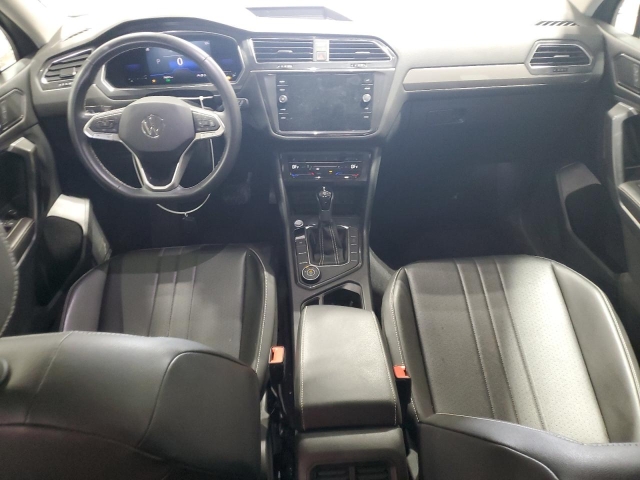 2022 VOLKSWAGEN TIGUAN SE салон 2