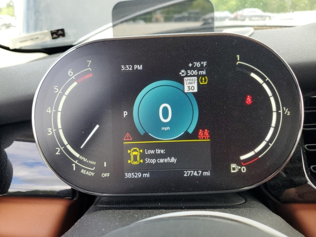 2023 MINI COOPER панель