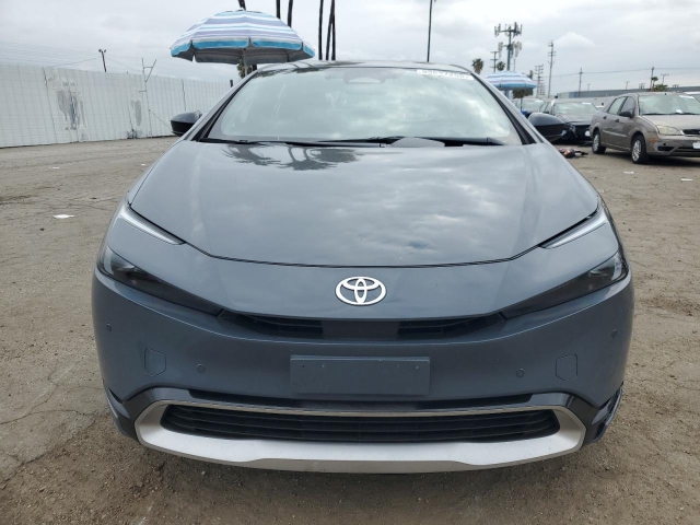 2023 TOYOTA PRIUS PRIME SE спереди