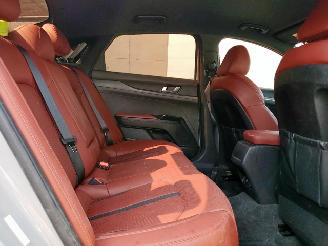 2024 KIA K5 GT LINE салон 3