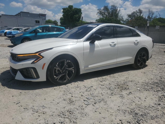 2025 KIA K5 GT LINE слева спереди