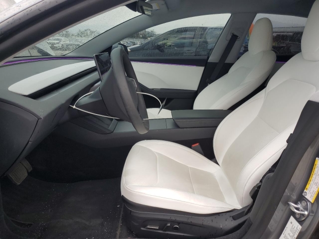 2025 TESLA MODEL 3 салон 1