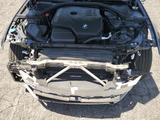 2021 BMW 330I мотор