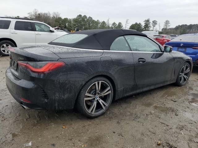 2021 BMW 430I справа сзади