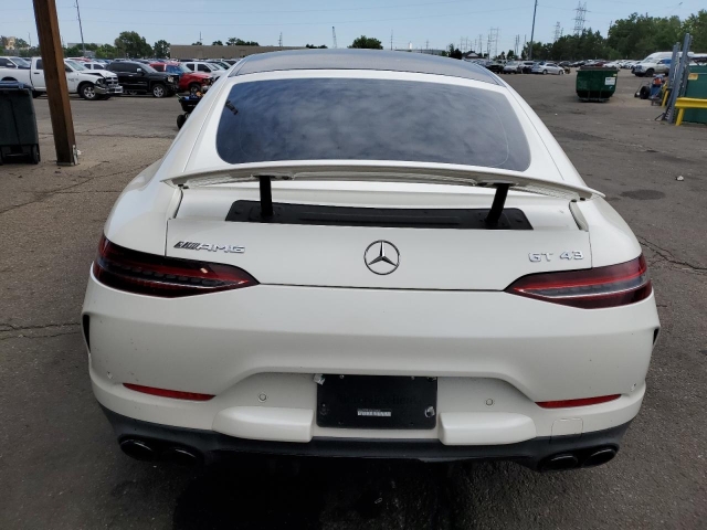 2021 MERCEDES-BENZ AMG GT 43 сзади