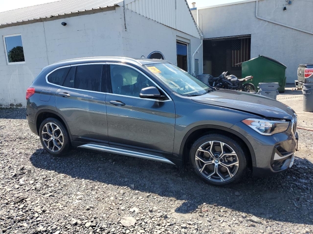 2022 BMW X1 XDRIVE28I2022 справа спереди