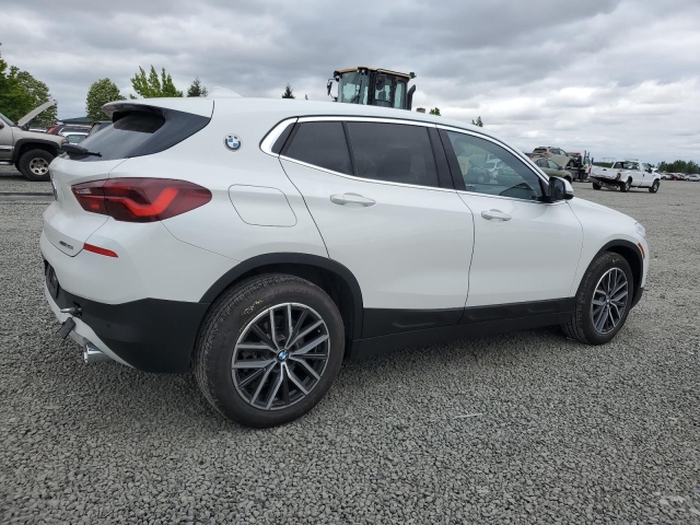 2022 BMW X2 XDRIVE28I справа сзади