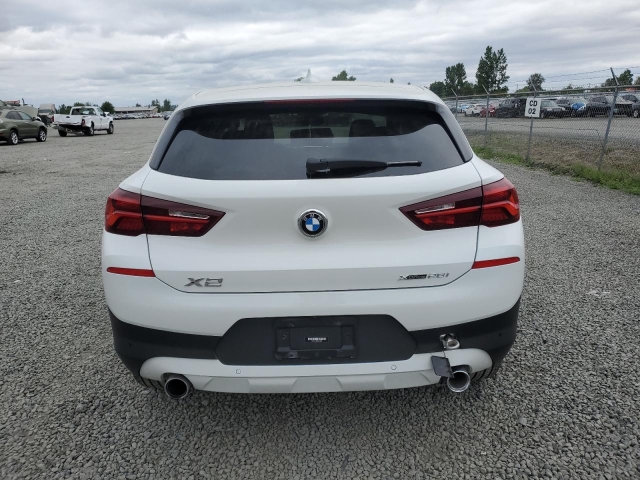 2022 BMW X2 XDRIVE28I сзади