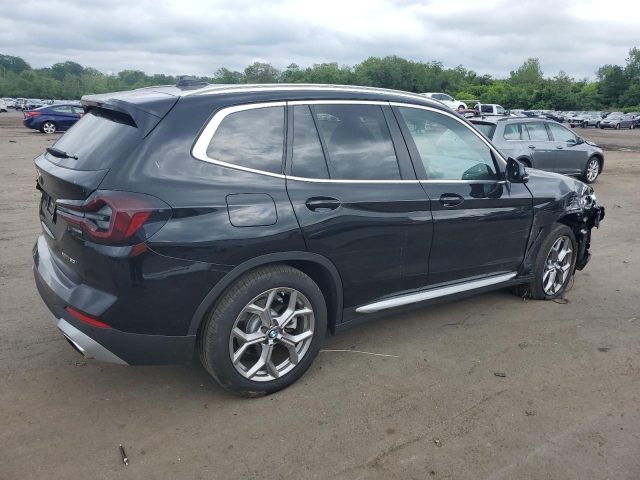 2022 BMW X3 XDRIVE30I справа сзади