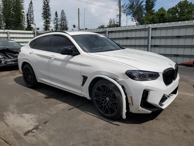 2022 BMW X4 M справа спереди