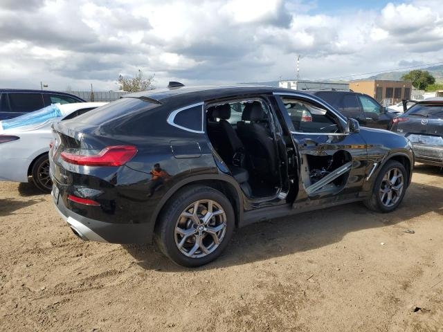 2022 BMW X4 XDRIVE30I справа сзади