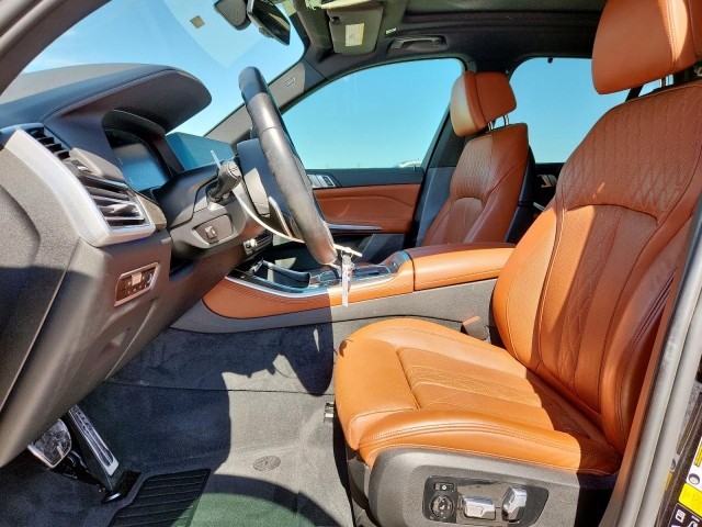 2022 BMW X5 XDRIVE40I салон 1