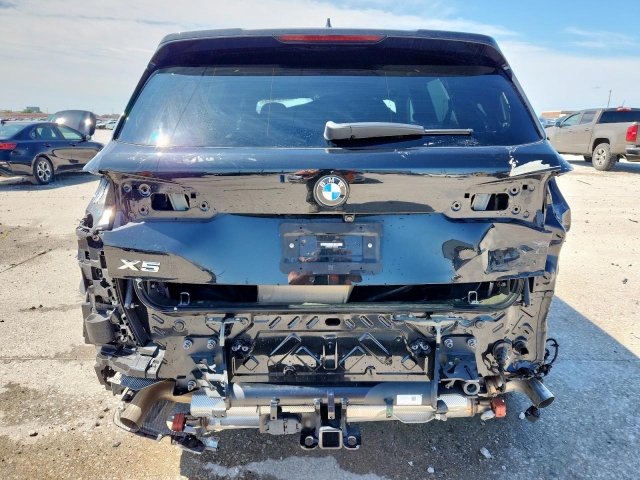 2022 BMW X5 XDRIVE40I сзади