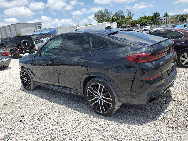 2022 BMW X6 XDRIVE40I слева сзади
