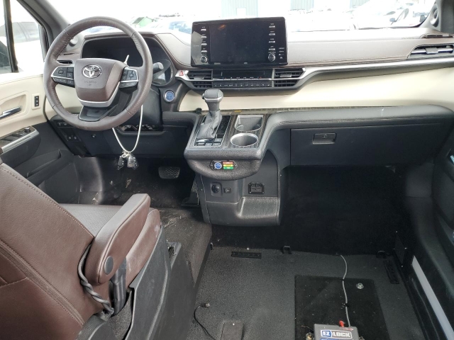 2022 TOYOTA SIENNA LIMITED салон 2