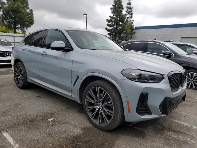 2023 BMW X4 XDRIVE30I справа спереди