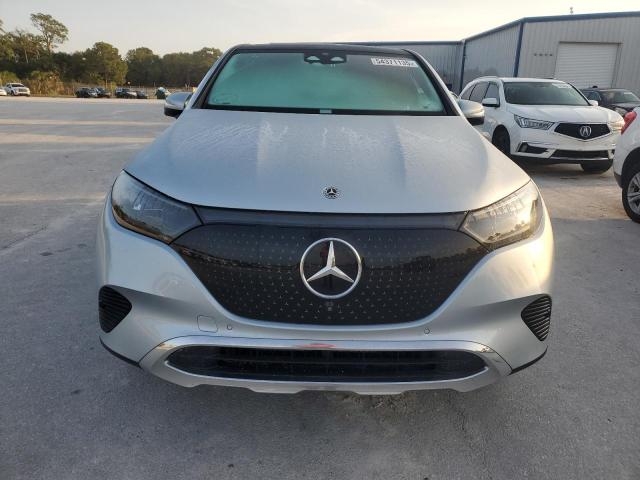 2023 MERCEDES-BENZ EQE SUV 350+ спереди