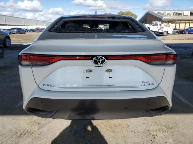 2023 TOYOTA MIRAI XLE сзади