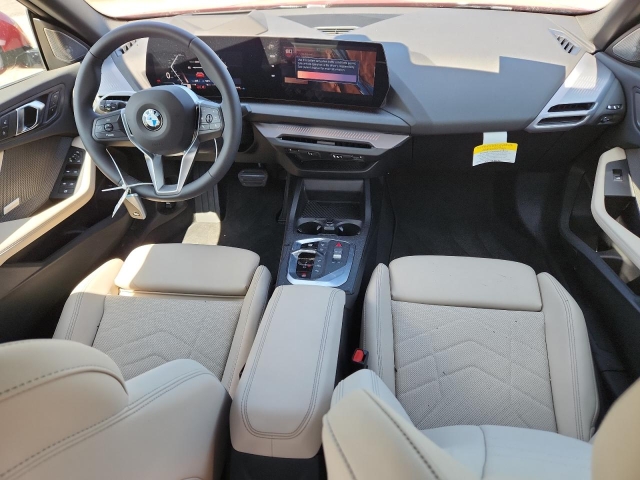 2025 BMW 228XI салон 2