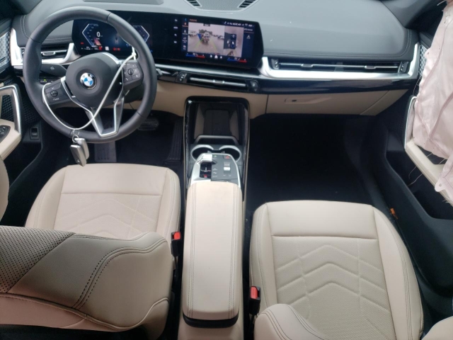 2025 BMW X1 XDRIVE28I салон 2