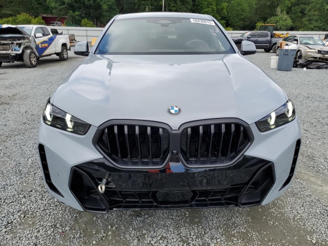 2025 BMW X6 XDRIVE40I спереди