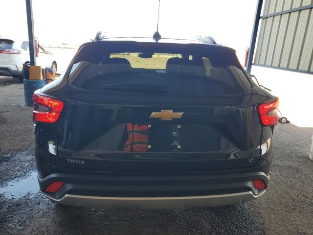 2025 CHEVROLET TRAX 1LT сзади
