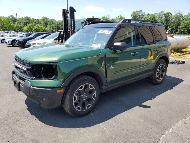 2025 FORD BRONCO SPORT OUTER BANKS слева спереди
