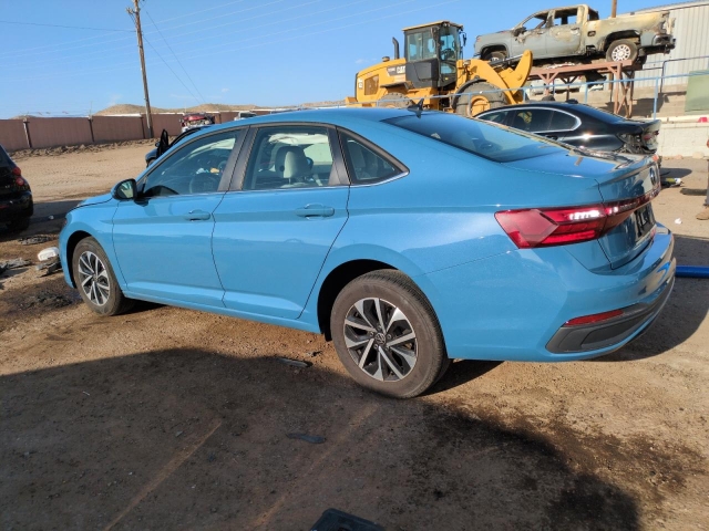 2025 VOLKSWAGEN JETTA S слева сзади