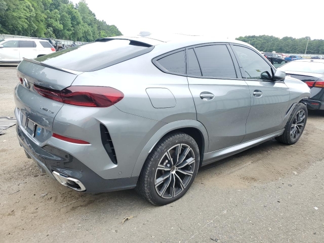 2024 BMW X6 XDRIVE40I справа сзади