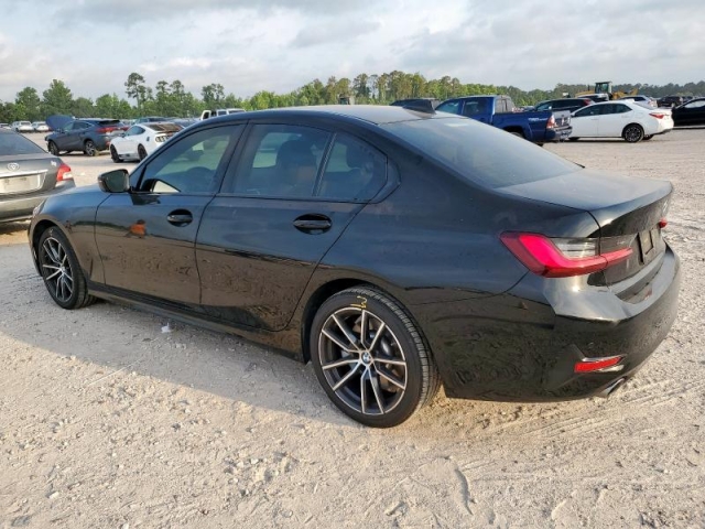 2022 BMW 330I слева сзади