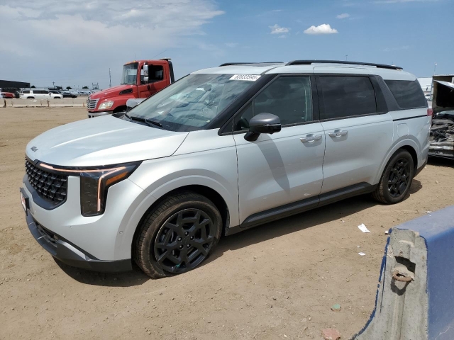 2025 KIA CARNIVAL SX слева спереди