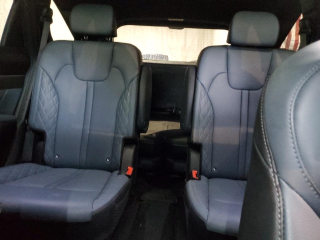 2025 KIA SORENTO SXP салон 3