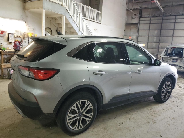 2021 FORD ESCAPE SEL справа сзади