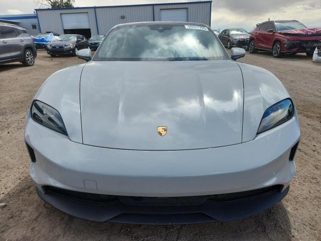 2025 PORSCHE TAYCAN 4S спереди 