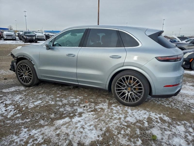 2020 PORSCHE CAYENNE слева сзади 