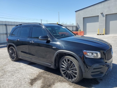 2022 MERCEDES-BENZ GLB AMG 35 4MATIC справа спереди